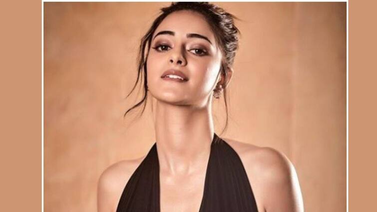 Ananya Pandey pics Sizzles Black Swimsuit Maldives Ananya Pandey Pics: কালো সুইমস্যুটে ইন্টারনেটে উত্তাপ বাড়ালেন অনন্যা পান্ডে