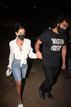 Malaika Arora Arjun Kapoor: हाथों में हाथ डाले नजर आए मलाइका अरोड़ा और अर्जुन कपूर, देखें लव बर्ड्स की लवली तस्वीरें