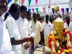 பரமக்குடியில் பெரியார் பிறந்தநாள் விழா - உறுதி மொழி ஏற்றுக் கொண்ட திமுக எம்.எல்.ஏக்கள்