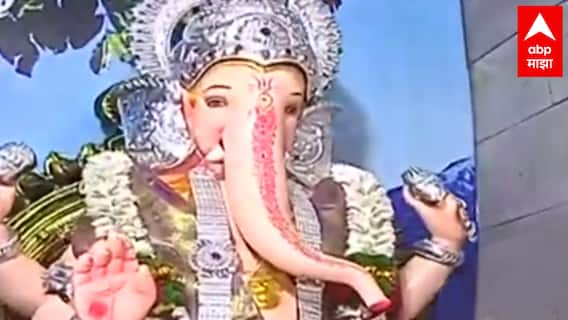 PUNE : श्री डुल्या मारुती मंडळाच्या बाप्पाची आरती लाईव्ह, 50 हून अधिक लावणी कलावंतांची उपस्थिती!