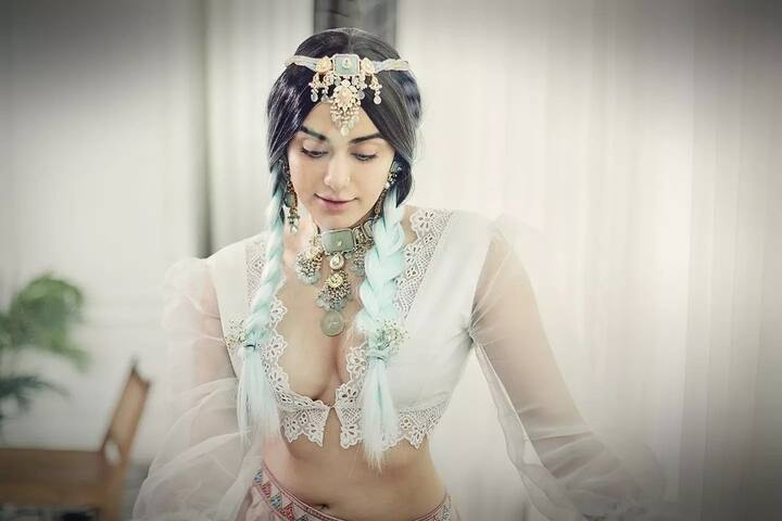 (Source: Twitter) మొదటి సినిమాతోనే ఫిల్మ్ ఫేర్ ఉత్తమ ఫిమేల్ డెబ్యూ పురస్కారానికి నామినేట్ అయింది.