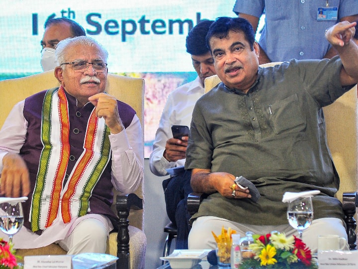 गौरतलब है कि केन्द्रीय मंत्री नितिन गडकरी अपने बेबाक अंदाज के लिए जाने जाते हैं, उन्होंने कहा कि जो अच्छा काम करते हैं उनकी तारीफ नहीं हो पाती है.