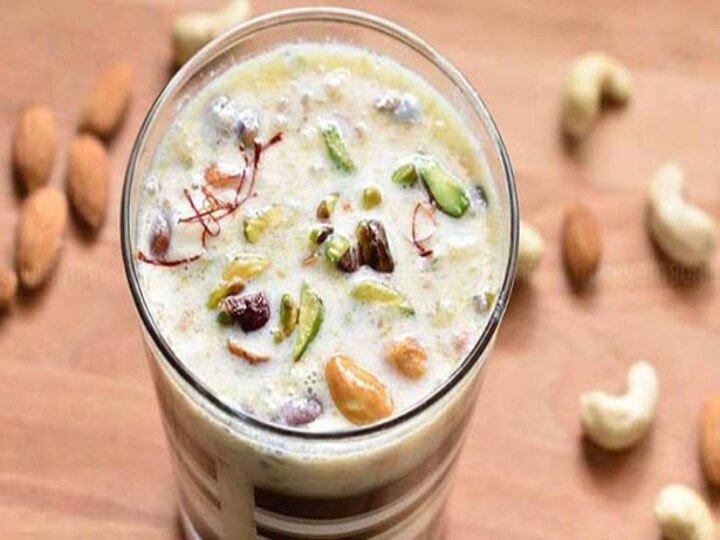 Almond Benefits: பாதாம் கொட்டைகளை ஊறவைத்து, தோல் நீக்கி சாப்பிடவேண்டுமா? ஏன்?