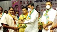Chandrapur : वरोरा नगरपरिषदेतील शिवसेनेच्या नऊपैकी सात नगरसेवकांचा काँग्रेसमध्ये प्रवेश