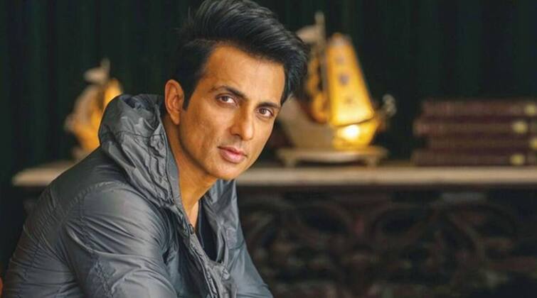 Sonu Sood Income Tax Survey after mumbai income tax team started survey at nagpur lucknow and jaipur offices Sonu Sood Income Tax Survey: कम नहीं हुईं सोनू सूद की मुश्किलें, अब जयपुर,लखनऊ और नागपुर स्थित ऑफिस में IT ने दी दस्तक