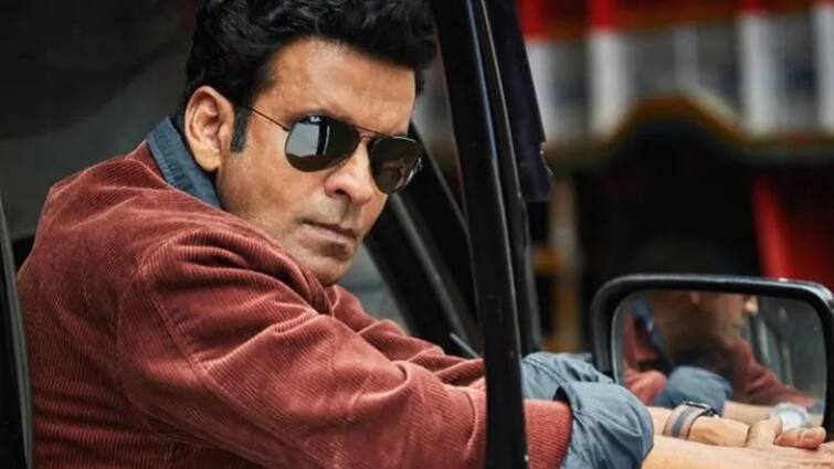 Manoj Bajpayee Father Hospitalised in Delhi Actor Halts Shoot to be with Family Manoj Bajpayee Father Hospitalised: হাসপাতালে ভর্তি মনোজ বাজপেয়ীর বাবা, তড়িঘড়ি দিল্লি পৌঁছলেন অভিনেতা