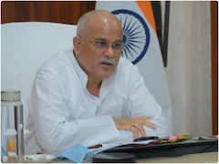 दिल्ली से छत्तीसगढ़ लौटे कांग्रेस विधायक, भूपेश बघेल बोले- सरकार में कोई बदलाव नहीं होगा