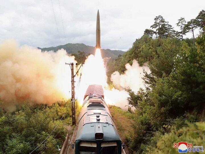 Kim jong Un raises tension of the world tested ballistic missile from train North Korea: तानाशाह किम जोंग उन ने दुनिया को चौंकाया, नॉर्थ कोरिया ने ट्रेन से दागी बैलेस्टिक मिसाइल