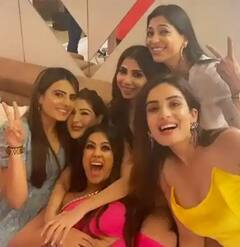 Nia Sharma Birthday Celebration: ਨਿਆ ਸ਼ਰਮਾ ਨੇ ਪਿੰਕ ਡਰੈੱਸ 'ਚ ਮਨਾਇਆ 31ਵਾਂ ਜਨਮਦਿਨ, ਦੋਸਤਾਂ ਨੂੰ ਗਲੇ ਲਗਾ ਕੇ ਮਨਾਇਆ ਜਸ਼ਨ
