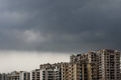 Weather Updates: पूर्वी भारत में आज भारी बारिश का अलर्ट, दिल्ली-NCR में छाए रहेंगे बादल