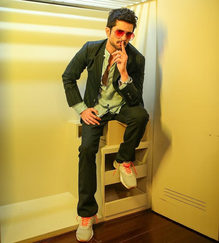 From being the ‘serial chiller’ to becoming the ‘silent killer’, Raqesh Bapat had a roller coaster journey on the show. He created ripples with his sizzling chemistry with Shamita Shetty. All the female contestants wished to become his connection, courtesy his decent behaviour. Unlike some of the housemates, he never crossed the line and performed well in the game till the last stage. (PIC Credit: Instagram)