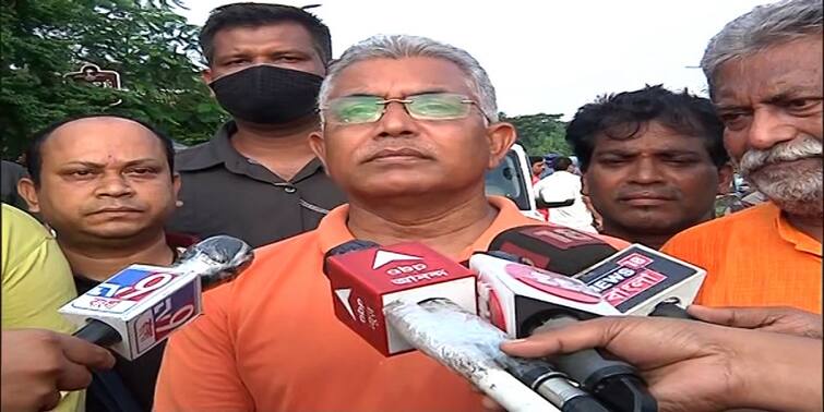 Kolkata BJP candidate Priyanka Tibrewal secretly campaigning to avoid TMC attacks Dilip Ghosh remarks Priyanka Tibrewal: 'তৃণমূলের হামলা এড়াতে গোপনে প্রচার বিজেপি প্রার্থী প্রিয়ঙ্কার', দাবি দিলীপের