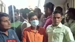 Uttar Pradesh : আলিগড়ে বিজেপি নেতাকে গ্রেফতারে যাওয়া পশ্চিমবঙ্গ পুলিশের কর্মীদের মারধরের অভিযোগ | Bangla News