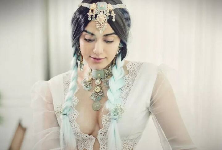 கவிதை பாடு குயிலே குயிலே இனி வசந்தமே