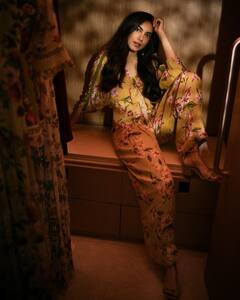 Actress Rithu varma | அவள் உலக அழகியே... நடிகை ரித்து வர்மாவின் லேட்டஸ்ட் க்ளிக்ஸ்!