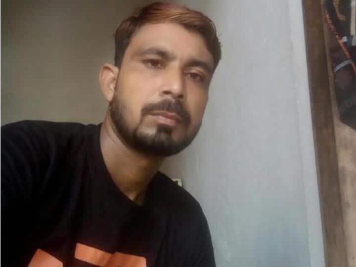 Rickshaw Puller stabbed to murder in Moradabad Accused Arrested ANN Moradabad Murder: बहन से शादी करने पर युवक ने जीजा के भाई को उतारा मौत के घाट, तमाशा देखती रही भीड़