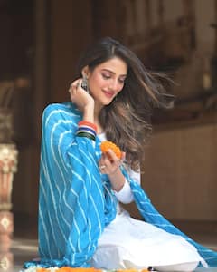 Nusrat Jahan की खूबसूरती आपको भी कर देगी मदहोश, संभल न पाएं तो आपका न होगा कोई दोष