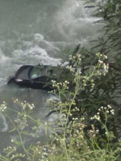 ਬਿਆਸ ਦਰਿਆ 'ਚ ਜਾ ਡਿੱਗੀ ਕਾਰ, ਸਾਰੇ ਸਵਾਰ ਲਾਪਤਾ, ਸਰਚ ਆਪਰੇਸ਼ਨ ਜਾਰੀ