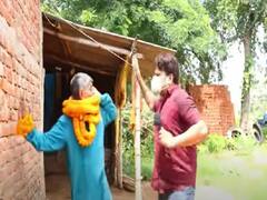 Viral Video : 'धाकड' पत्रकाराने नेत्याला धू-धू धूतलं? काय आहे व्हायरल होणाऱ्या व्हिडीओमागचं सत्य? 