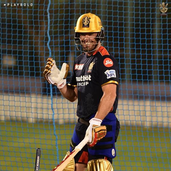 IPl 2021, RCB: ఇంట్రాస్క్వాడ్‌ మ్యాచుల్లో దుమ్మురేపుతున్న కోహ్లీ, ఏబీ, మాక్సీ