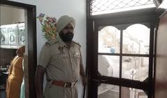 ਥਾਣੇਦਾਰ ਦੇ ਘਰ ਦਿਨ-ਦਿਹਾੜੇ ਚੋਰੀ, ਖੁਦ ਹੀ ਪੁਲਿਸ ਨੂੰ ਲਾ ਰਿਹਾ ਇਨਸਾਫ ਦੀ ਗੁਹਾਰ