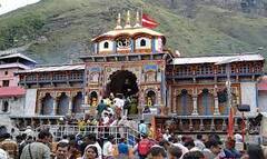 Uttarkashi: Char Dham Yatra पर श्रद्धालुओं की रौनक, कोविड गाइडलाइन का ऐसे हो रहा है पालन। UK Prime