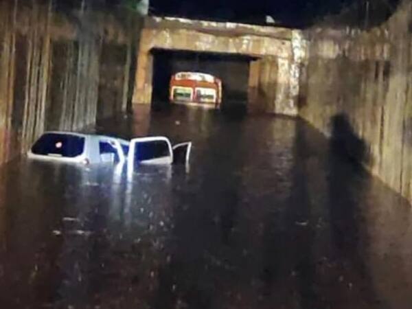 Tamil Nadu: Doctor In Pudukkottai Drowns While Driving Through Flooded Underpass Tamil Nadu: Doctor In Pudukkottai Drowns While Driving Through Flooded Underpass