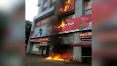 Fire: ভিআইপি রোডে কৈখালিতে বহুতলে আগুন | Bangla News