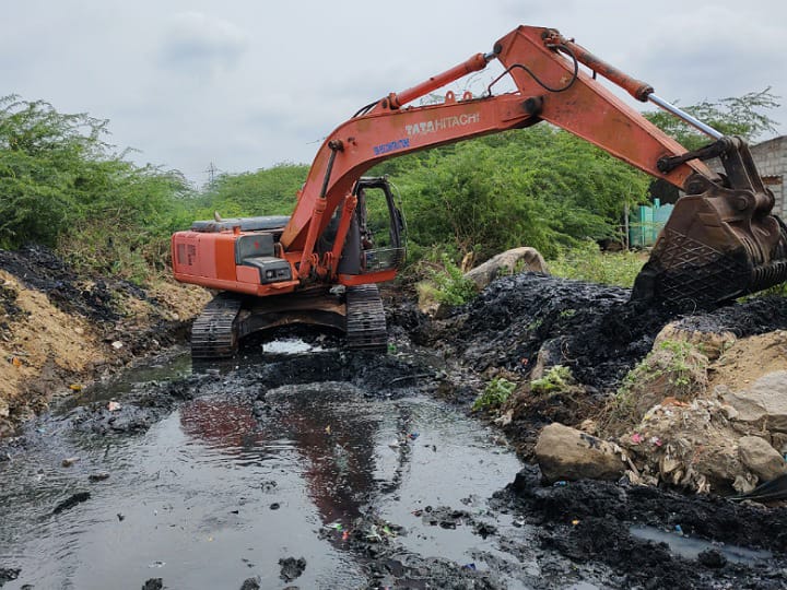 44 கி.மீ நிளத்திற்கு அமராவதி பாசன வாய்க்கால்கள் தூர்வாரப்படுகிறது- அமைச்சர் செந்தில் பாலாஜி பேட்டி