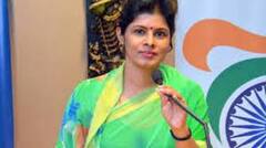 प्रेस कॉन्फ्रेंस के दौरान भड़कीं योगी की मंत्री स्वाति सिंह | Tabadtod Khabarein