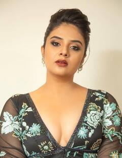 Sreemukhi: శ్రీముఖి స్టన్నింగ్ ఫొటోలు.. ఆ విషయంలో రాములమ్మ అస్సలు తగ్గట్లేదుగా!
