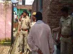 Dowry Case: पत्नी की मौत के बाद पति ने निगला जहर, पुलिस हिरासत में सास, ससुर और देवर 