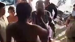 નવસારીઃ કસ્ટોડિયલ ડેથ કેસમાં ધરણા કરાયા શરૂ, પોલીસ અને સ્થાનિકો વચ્ચે ઘર્ષણ