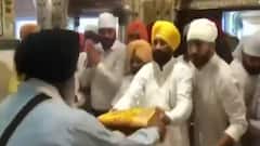 ਚਰਨਜੀਤ ਚੰਨੀ CM ਅਹੁਦੇ ਦੀ ਸੁੰਹ ਚੁੱਕਣ ਤੋਂ ਪਹਿਲਾਂ ਪਹੰਚੇ ਗੁਰੂ ਘਰ, ਲਿਆ ਆਸ਼ੀਰਵਾਦ, ਦੇਖੋ ਤਸਵੀਰਾਂ