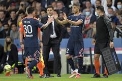 Lionel Messi Was Not Happy After PSG Coach Subbed Him In 75th Minute, PSG Vs Lyon In PICS