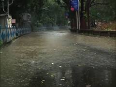 Lalbazar Traffic Control: 'এখনও পর্যন্ত কলকাতায় যান চলাচল মোটামুটি স্বাভাবিক', জানাচ্ছে ট্রাফিক কন্ট্রোল | Bangla News