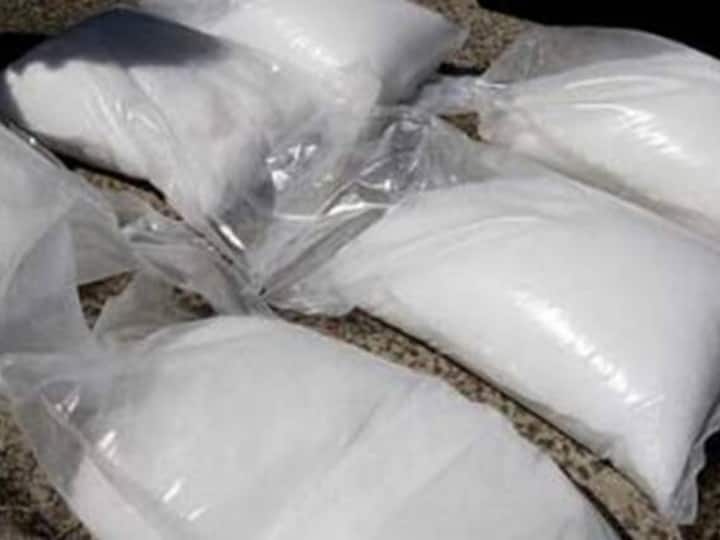 Heroin Recovered From Gujarat: गुजरात के मोरबी में गांव से करीब 600 करोड़ की हेरोइन बरामद, महाराष्ट्र के मंत्री नवाब मलिक ने साधा निशाना, कहा- उड़ता गुजरात