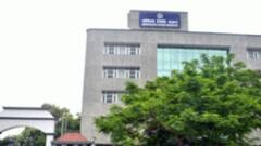 Lucknow : हजारों कर्मचारियों के PF के 48 करोड़ FD में लगाए गए | ABP Ganga Hindi