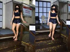 Janhvi Kapoor Spotted: ਮੁੰਬਈ ਦੇ ਬਾਂਦਰਾ 'ਚ ਜਿੰਮ ਬਾਹਰ ਸਪਾਟ ਹੋਈ ਜਾਨਵੀ ਕਪੂਰ, ਬਲੈਕ ਆਊਟਫਿੱਟ 'ਚ ਦੀਖਿਆ ਗਲੈਮਰਸ ਅੰਦਾਜ਼, ਦੇਖੋ ਤਸਵੀਰਾਂ