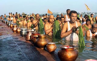 Pitru Paksha 2021:আজ থেকে শুরু পিতৃপক্ষ, এই তিথির গুরুত্ব ও নিয়ম