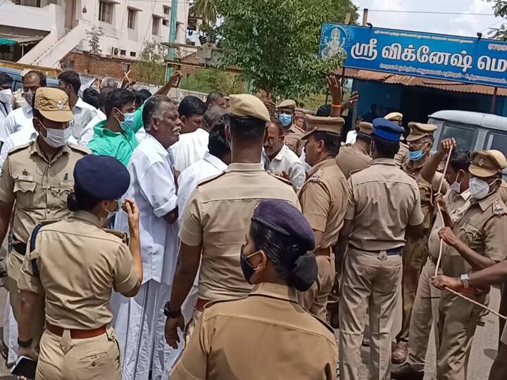 Theni: A no-confidence motion was passed against the Uthamapalaiyam union chairman. தேனி: உத்தமபாளையம் ஒன்றிய தலைவருக்கு எதிராக நம்பிக்கையில்லா தீர்மானம் நிறைவேற்றம்...!