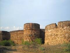 ராமநாதபுரத்தின் வரலாறு: 'வரலாற்று சுரங்கமான கமுதி' கம்பீரமாய் வீற்றிருக்கும் கோட்டை!