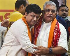 BJP : নবনিযুক্ত রাজ্য সভাপতিকে জড়িয়ে ধরলেন সদ্য প্রাক্তনী, কলকাতায় বিজেপি অফিসে গেরুয়া শিবিরের সুকান্ত-বরণ