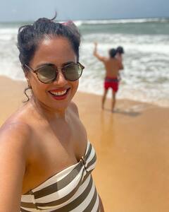In Pics: फैमिली के साथ गोवा ट्रिप पर जमकर एन्जॉय कर रही हैं Sameera Reddy, देखें परिवार संग उनकी ये बेहद खूबसूरत तस्वीरें