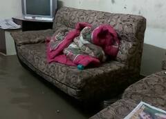 Chhotaudepur : ભારે વરસાદ પછી ઘરમાં ઘૂસ્યા પાણી, સોફા પણ પાણીમાં તરવા લાગ્યા, જુઓ વીડિયો