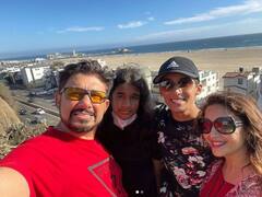 अमेरिका में फैमिली संग इन्जॉय कर रही हैं Madhuri Dixit, सामने आई पति और बेटों संग तस्वीरें