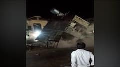 Jalgaon : जळगाव जिल्ह्यातील पाचोरा येथे तीन मजली इमारत कोसळली, दुर्घटनेत सुदैवानं जीवितहानी नाही