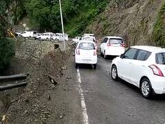 Heavy Rain in Mussoorie: भारी बारिश और भू-स्खलन से मसूरी-देहरादून मार्ग एक घंटे रहा बंद, लगा 3 किलोमीटर लंबा जाम