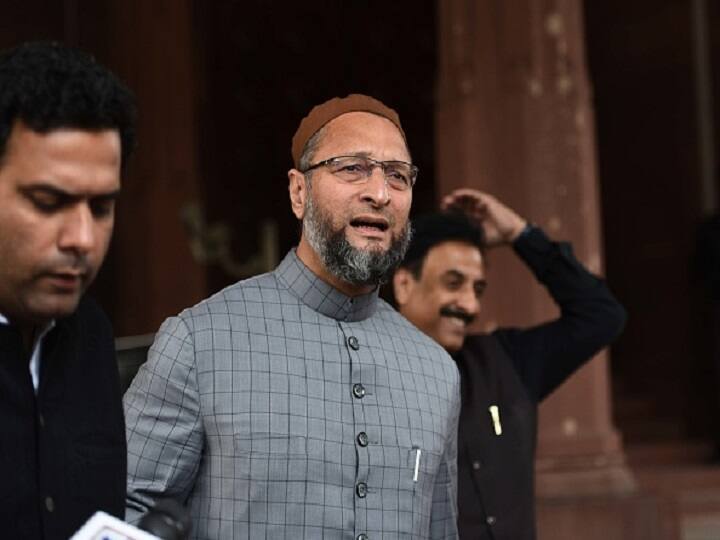 Asaduddin Owaisi’s Delhi Residence Vandalised By Members Of Hindu Sena, 5 Detained Asaduddin Owaisi’s Delhi Residence Vandalised By Members Of Hindu Sena, 5 Detained