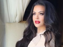 Sidharth Malhotra से Taapsee Pannu और Bhumi Pednekar बॉलीवुड सेलेब्स जो अपने फैंस के शादी प्रपोजल को कर चुके हैं Accept